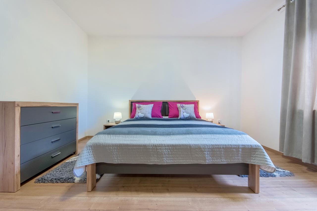 Luti Apartment